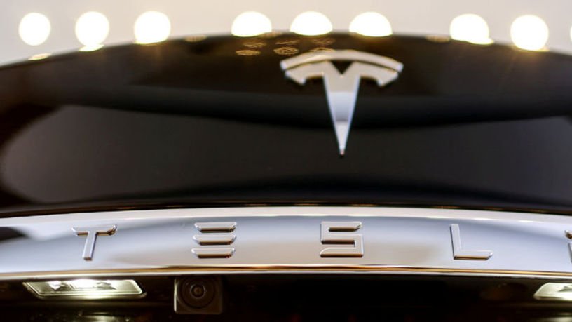 Tesla Hisseleri Rekor Yüksekliklere Ulaştı